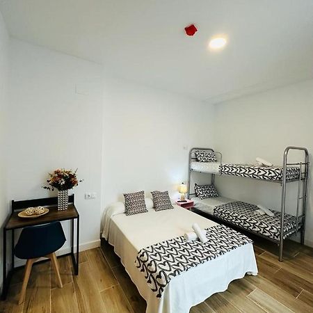 Hostel Costa-Luz Bejar 28-30 Huelva Kültér fotó