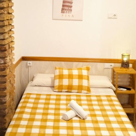 Hostel Costa-Luz Bejar 28-30 Huelva Kültér fotó