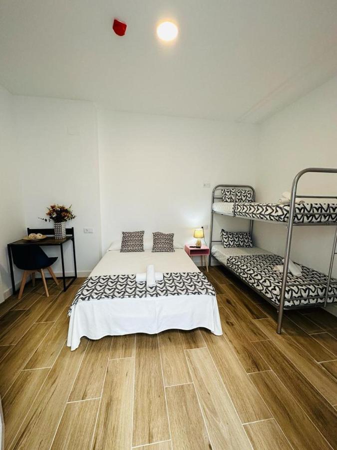 Hostel Costa-Luz Bejar 28-30 Huelva Kültér fotó
