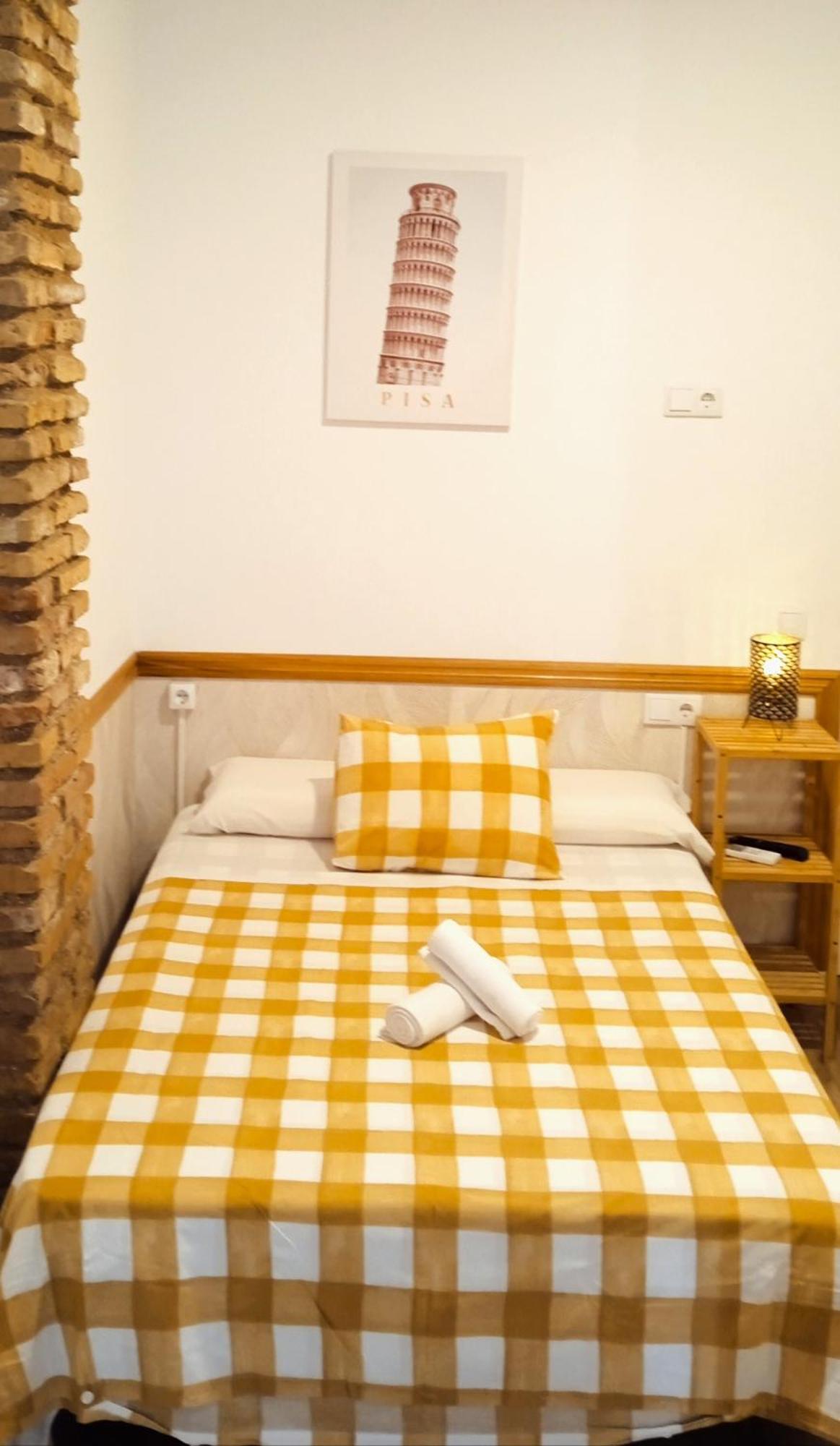 Hostel Costa-Luz Bejar 28-30 Huelva Kültér fotó